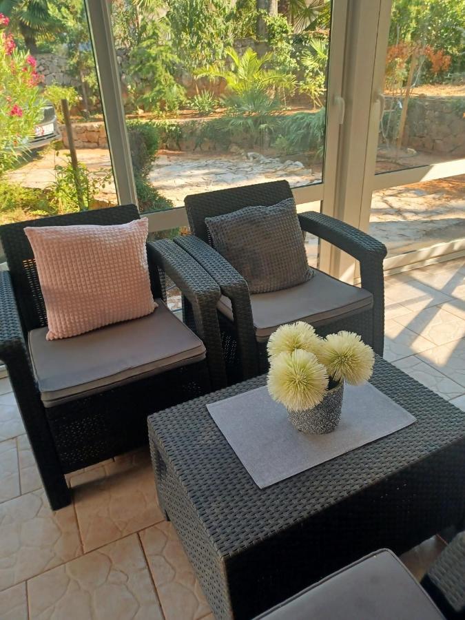 Apartment Sun Garden Malinska Exterior photo